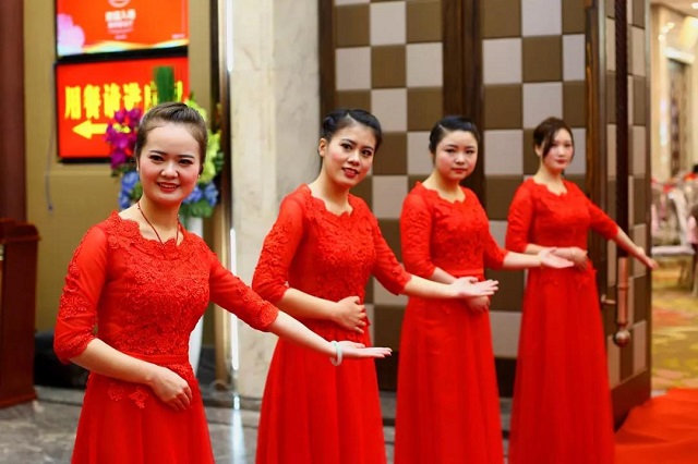 绿联2018年会盛典 绿联2018年会盛典礼仪小姐