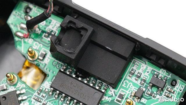 绿联TWS蓝牙耳机HiTune详细拆解报告 绿联TWS蓝牙耳机HiTune详细拆解报告