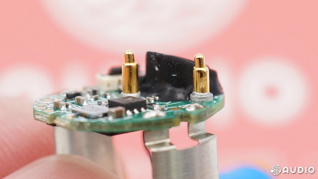 绿联TWS蓝牙耳机HiTune详细拆解报告 绿联TWS蓝牙耳机HiTune详细拆解报告