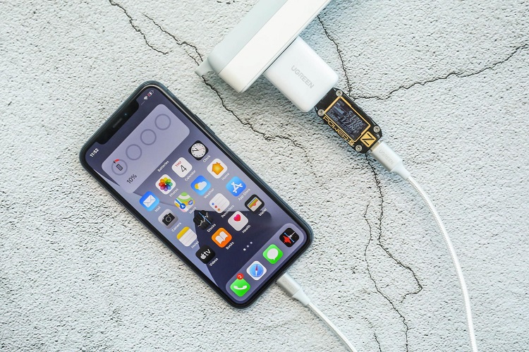 绿联小金刚PD20W快充开箱:iPhone12最佳充电搭档 绿联小金刚PD20W快充开箱:iPhone12最佳充电搭档