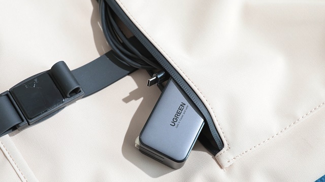 绿联65W多口充电器上手体验:出差旅行减负神器