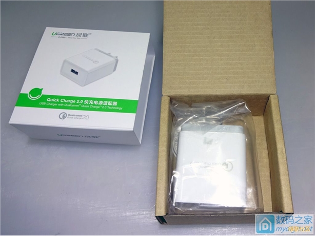 快充充电器,绿联qc2.0快充充电器