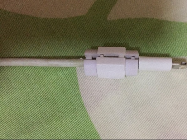 苹果数据线破皮的解救小妙招