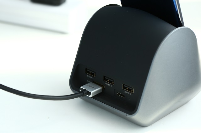 绿联Type-C扩展坞手机底座连接图文教程