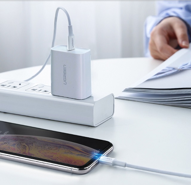 PD充电头和快充线