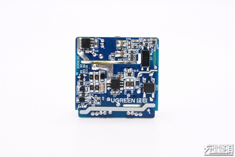 绿联PD20W充电器开箱评测：拆解篇（下）