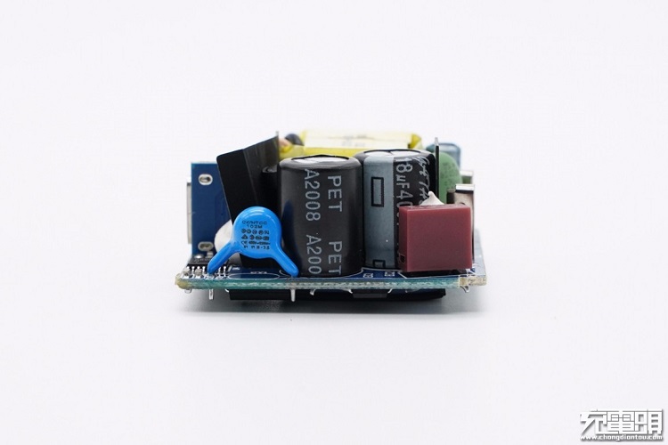 绿联PD20W充电器开箱评测：拆解篇（下）