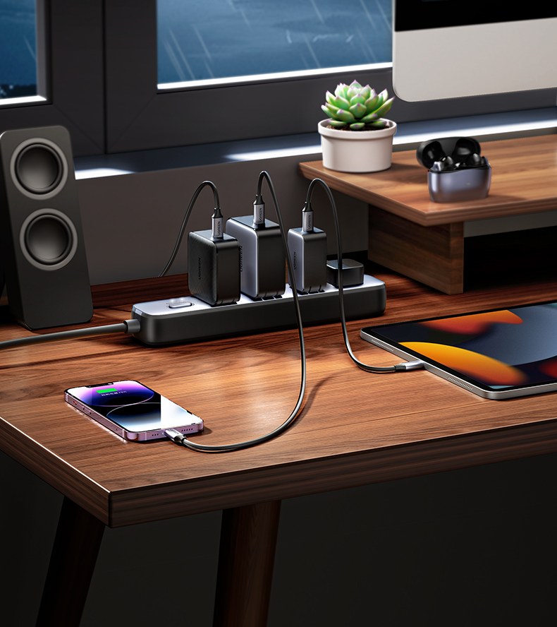 绿联CD292 总控开关 一键断电保护