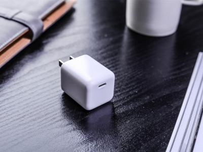 绿联30W氮化镓评测：目前iPhone 13Pro的最佳搭档